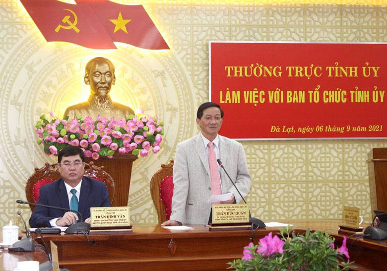 Yêu cầu chấn chỉnh công tác cán bộ