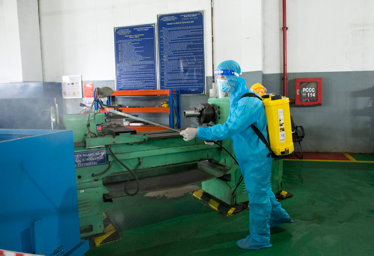 Phun khử khuẩn khu vực xuất hiện ca F0