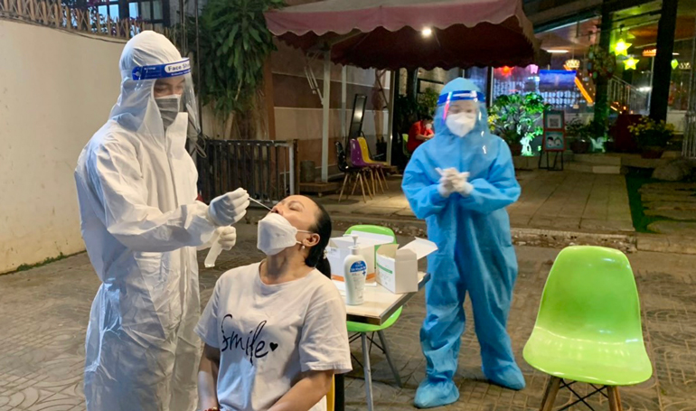 Sáng 18/9, ghi nhận 1 ca Covid-19 mới là trẻ em về Đà Lạt cùng thai phụ
