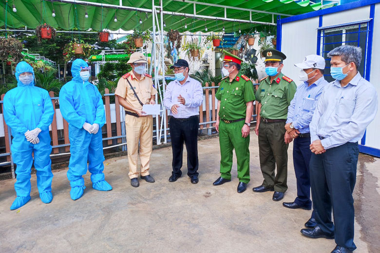 Lực lượng nòng cốt trên tuyến đầu chống dịch