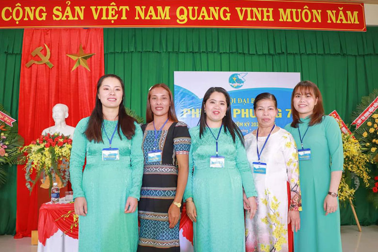 Đóa hoa của Măng Line