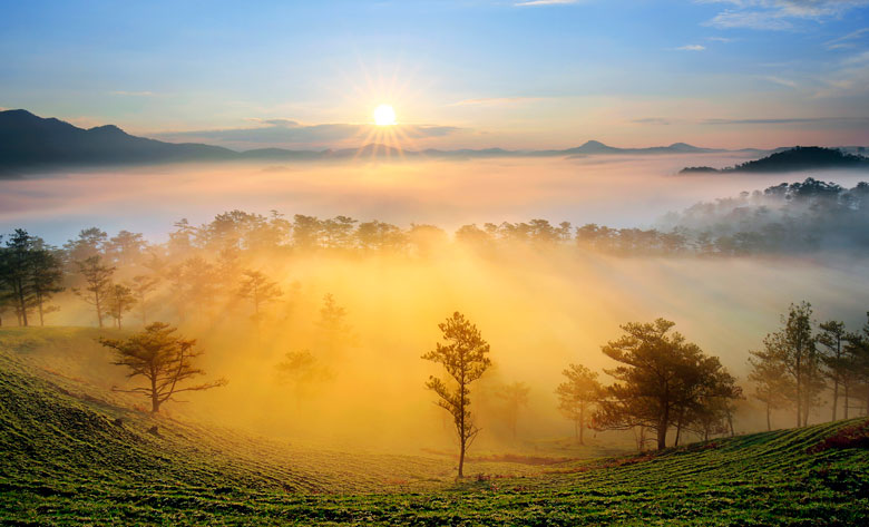 Sương mùa thu. Ảnh: Võ Trang