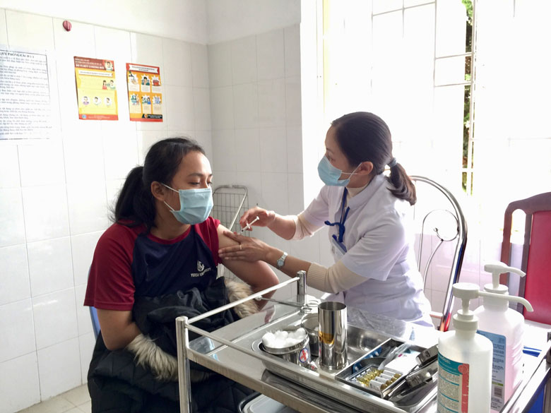 Chấn chỉnh công tác tiêm vắc xin phòng Covid-19 và tăng cường công tác tiêm chủng