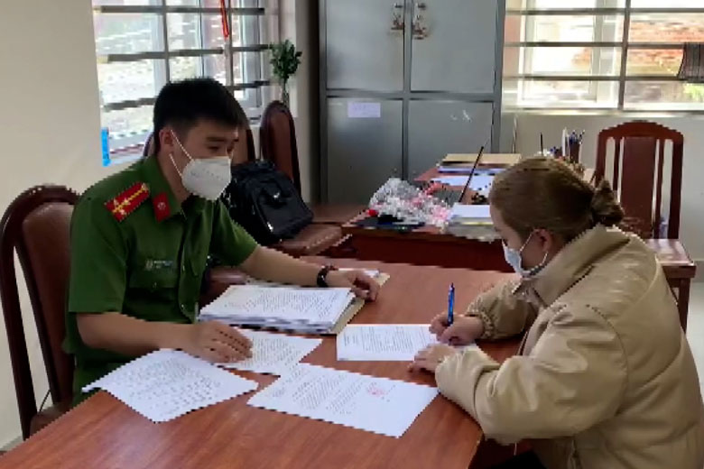 Khởi tố vụ án lừa đảo qua mạng xã hội, chiếm đoạt hàng trăm triệu đồng