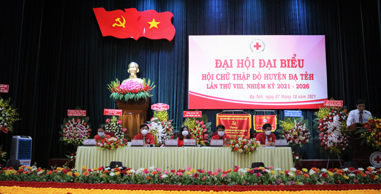 Đoàn chủ tịch Đại hội