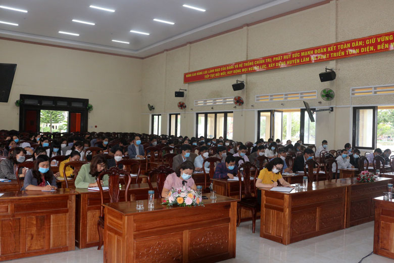 Quang cảnh hội nghị