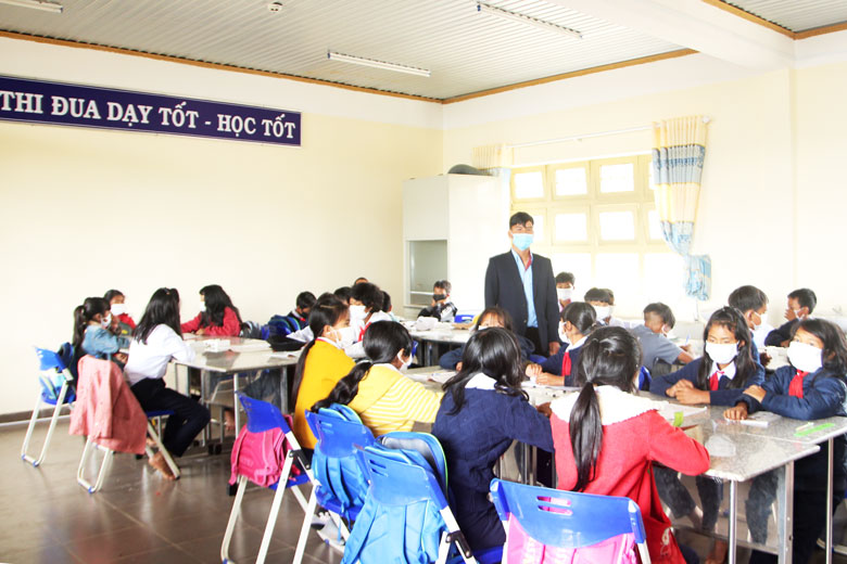Dạy và học an toàn ở ngôi trường vùng sâu