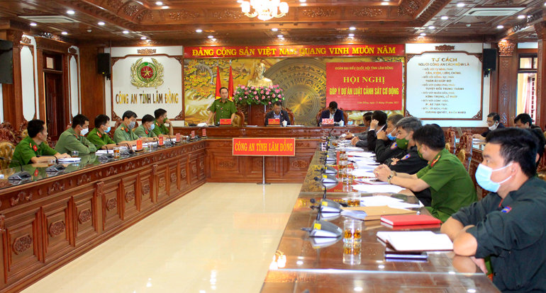 Toàn cảnh hội nghị góp ý Dự án Luật cảnh sát cơ động