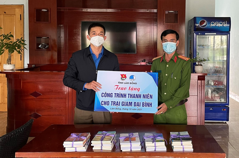 Tỉnh Đoàn Lâm Đồng tổ chức chương trình ''Thắp sáng ước mơ hoàn lương'' năm 2021