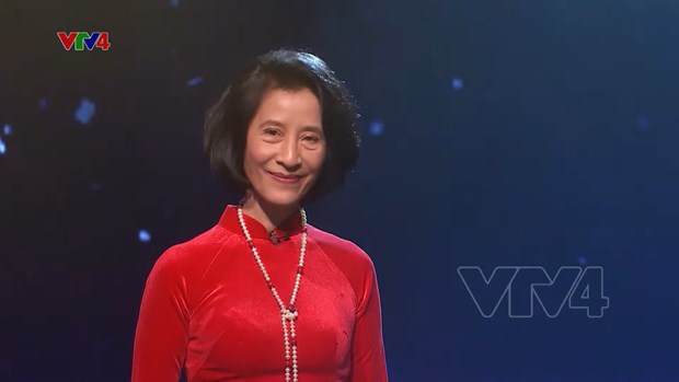 Tác giả trong một chương trình trên VTV4.
