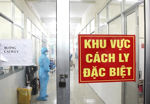 Sáng 13/10: Chỉ còn 4.299 ca COVID-19 nặng; 1,1 triệu liều vaccine AstraZeneca do Hàn Quốc hỗ trợ dự kiến về Việt Nam hôm nay