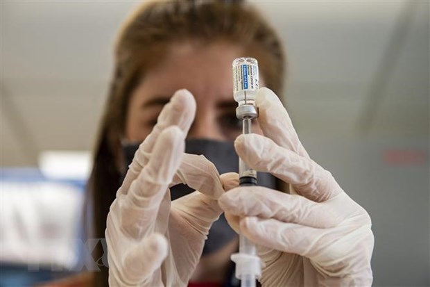 Liều vaccine mRNA tăng cường sau mũi tiêm J&amp;J giúp tăng miễn dịch