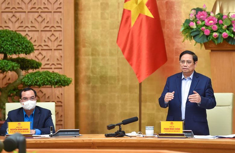 Thủ tướng mong muốn các cấp công đoàn, công nhân, người lao động và các doanh nghiệp tích cực, phát huy tối đa tính chủ động, sáng tạo, nâng cao tính tự chủ, tinh thần trách nhiệm trong phòng chống dịch