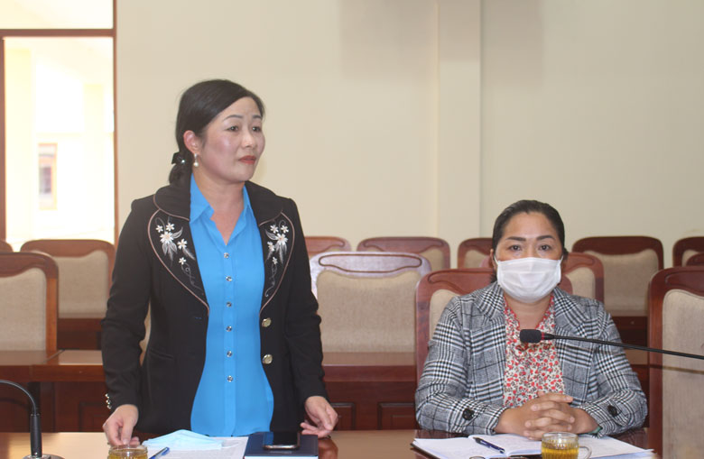 Các thành viên tham gia góp ý tại hội nghị