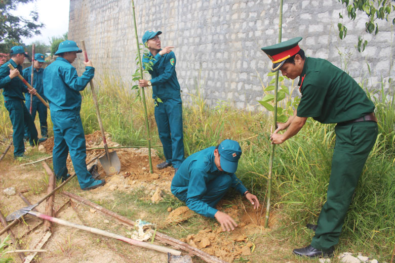 Quy định phụ cấp cho thôn đội trưởng và dân quân góp phần củng cố an ninh, quốc phòng