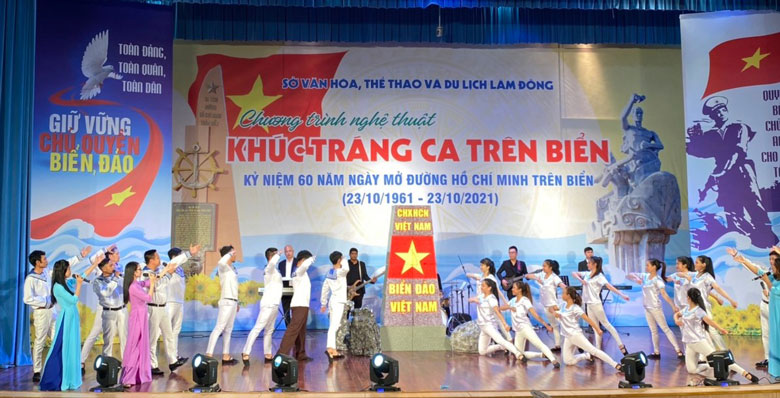 Khúc tráng ca trên biển