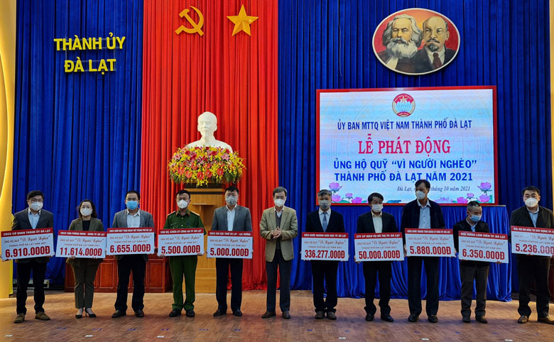 Đà Lạt: Huy động trên 600 triệu ủng hộ Quỹ Vì người nghèo
