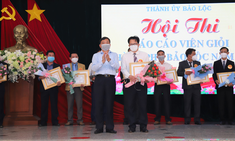 Bảo Lộc: 11 thí sinh tranh tài tại Hội thi Báo cáo viên giỏi năm 2021