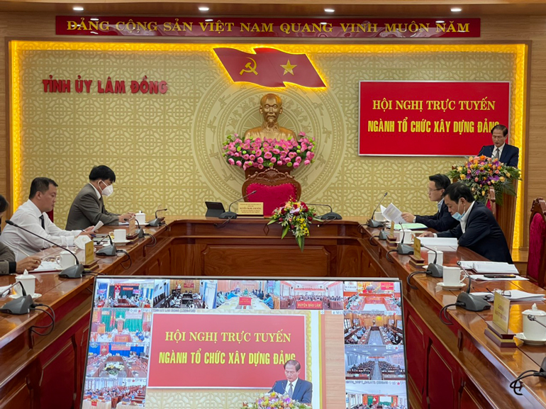 Tập trung lãnh đạo, chỉ đạo thực hiện tốt công tác tổ chức xây dựng Đảng