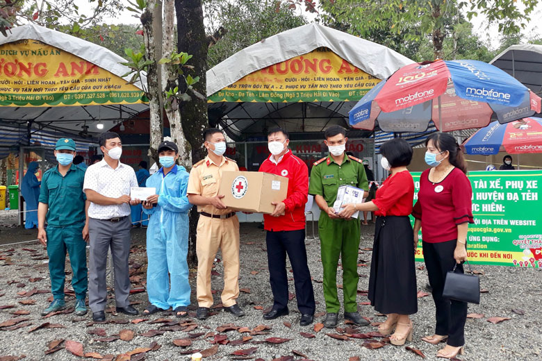 Điển hình chi bộ xuất sắc trong phòng, chống dịch COVID-19