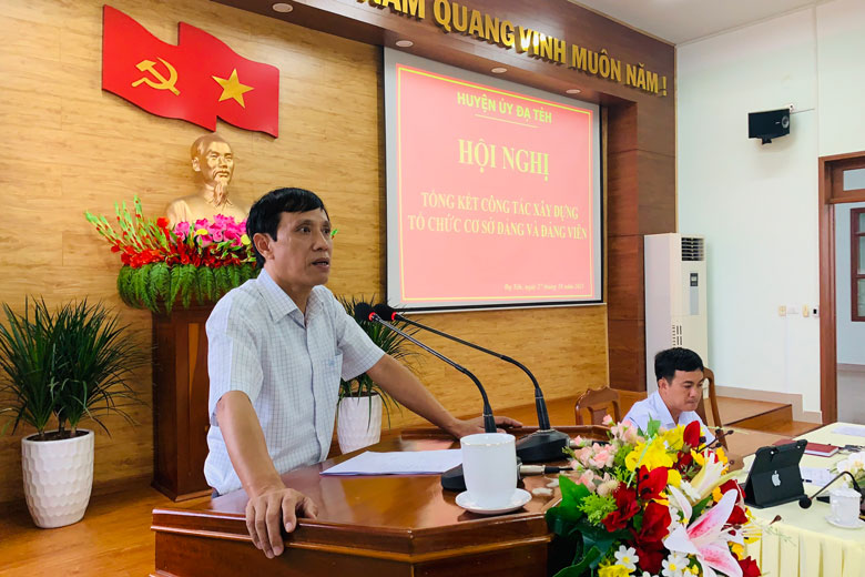 Đạ Tẻh: Nâng cao chất lượng tổ chức cơ sở đảng và đảng viên