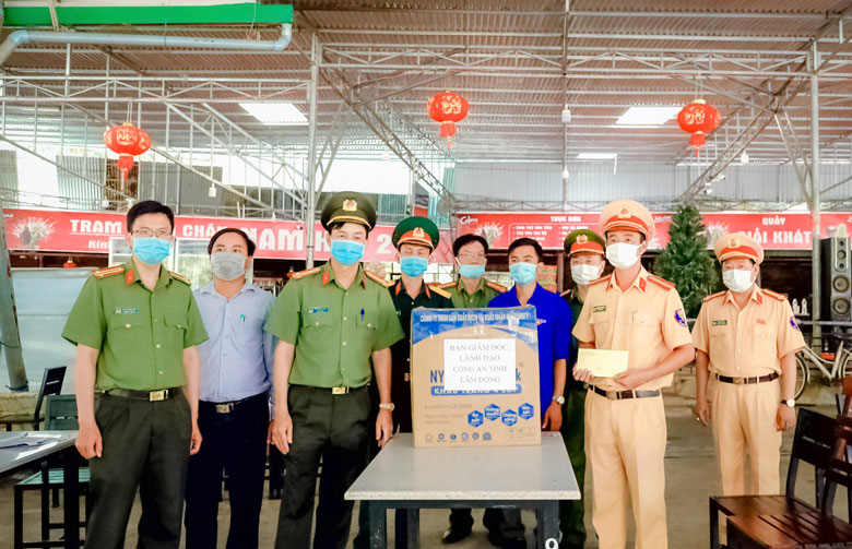 Công an Lâm Đồng tiên phong phòng chống dịch bệnh Covid-19