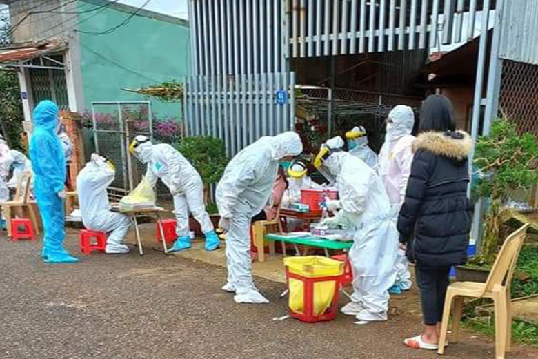 Lạc Dương nhanh chóng khoanh vùng, truy vết khi phát hiện ca nghi nhiễm Covid-19