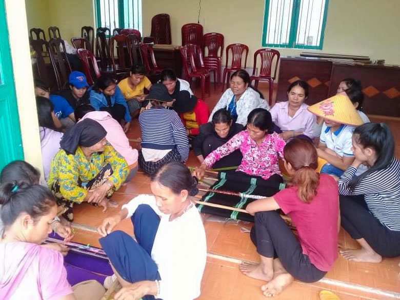 Chú trọng đào tạo nghề vùng dân tộc thiểu số