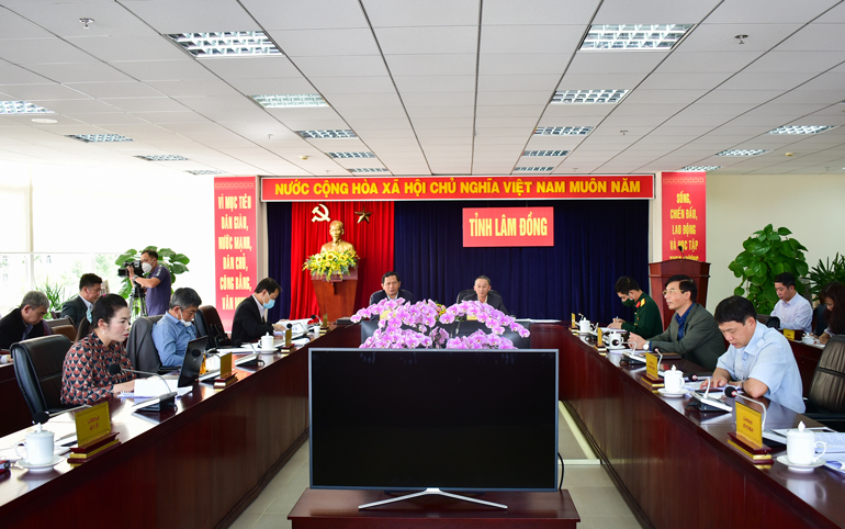 Toàn cảnh hội nghị trực tuyến tại điểm cầu Lâm Đồng