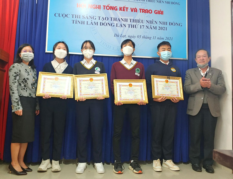 Trao giải nhì
