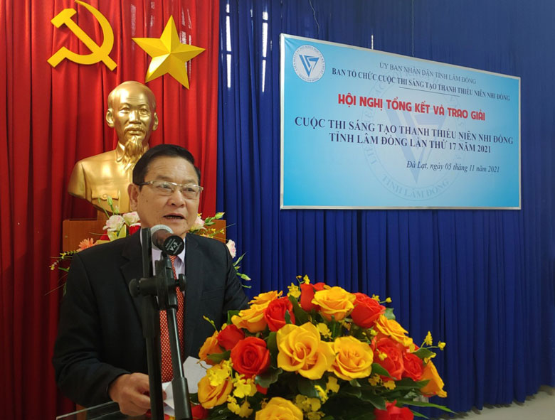 Ông Phan Văn Phấn - Chủ tịch Liên hiệp các Hội KHKT tỉnh Lâm Đồng, Trưởng ban tổ chức đánh giá cao kết quả đạt được của cuộc thi