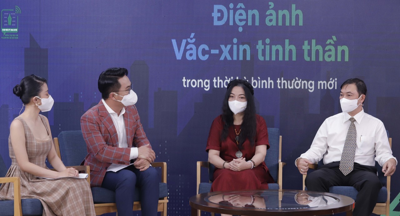 Người dân cần cân bằng vaccine tinh thần trong thời kỳ bình thường mới