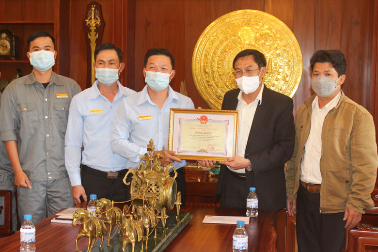Hỗ trợ người lao động gặp khó khăn do COVID-19: Đảm bảo công bằng, đúng đối tượng
