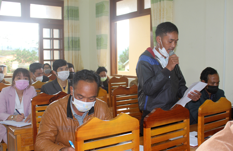 Cử tri kiến nghị về những vấn đề còn tồn tại, bất cập tại địa phương