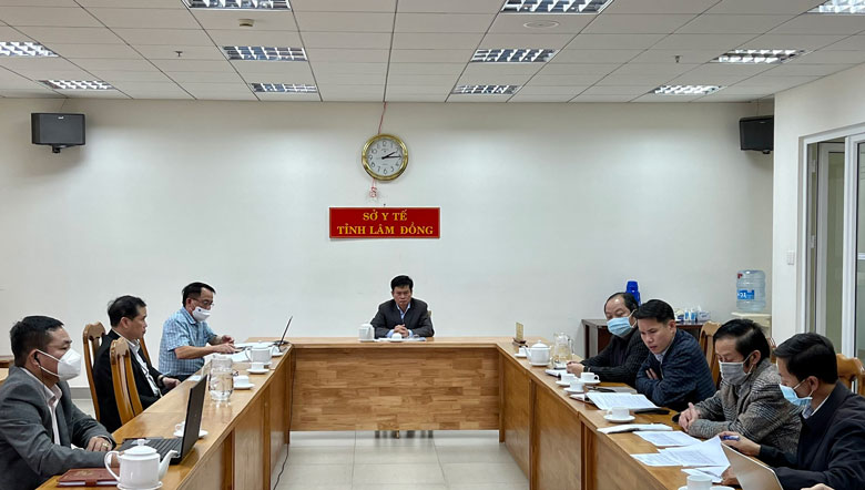 Bộ Y tế đánh giá tiến độ tiêm chủng vắc xin phòng Covid-19