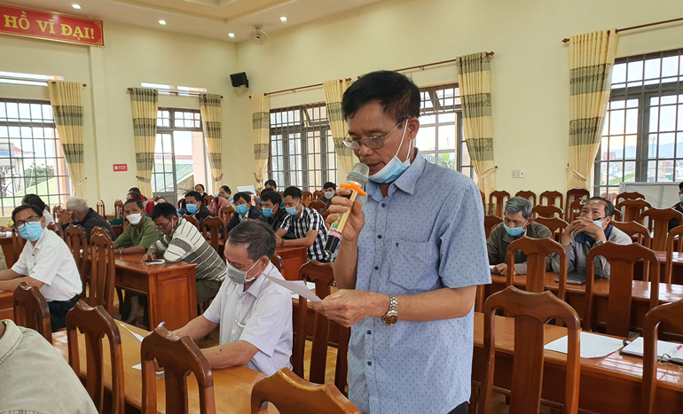 Cử tri phát biểu ý kiến