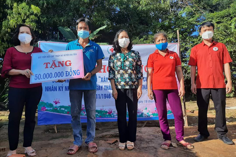 Đạ Tẻh: Khởi công xây nhà tình thương chữ thập đỏ