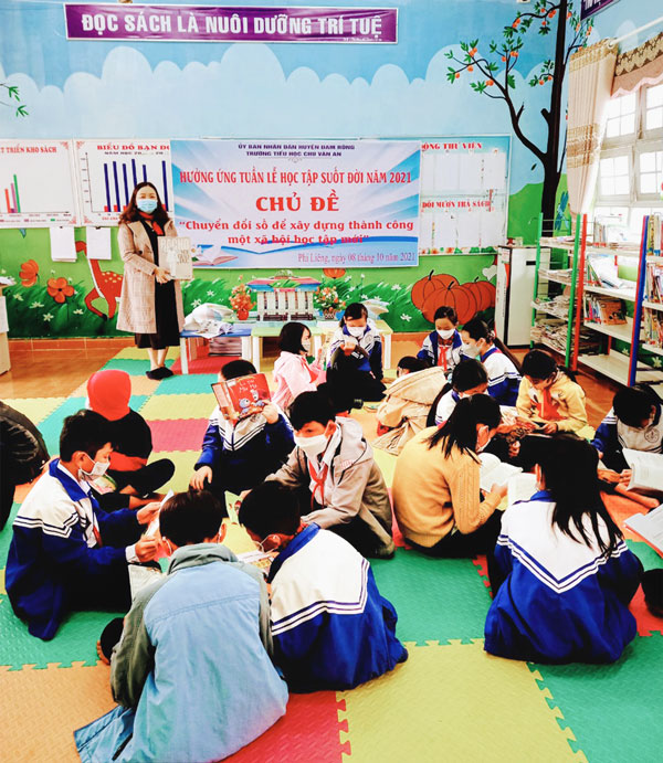 Xây dựng xã hội học tập ở Đam Rông