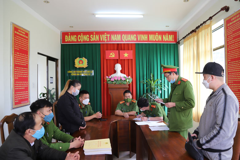Khởi tố, bắt tạm giam 3 bị can để điều tra hành vi lừa đảo, chiếm đoạt tài sản