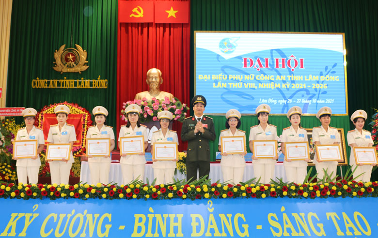 Chuyển biến từ việc quản lý, giáo dục người thân trong gia đình không phạm tội và tệ nạn xã hội