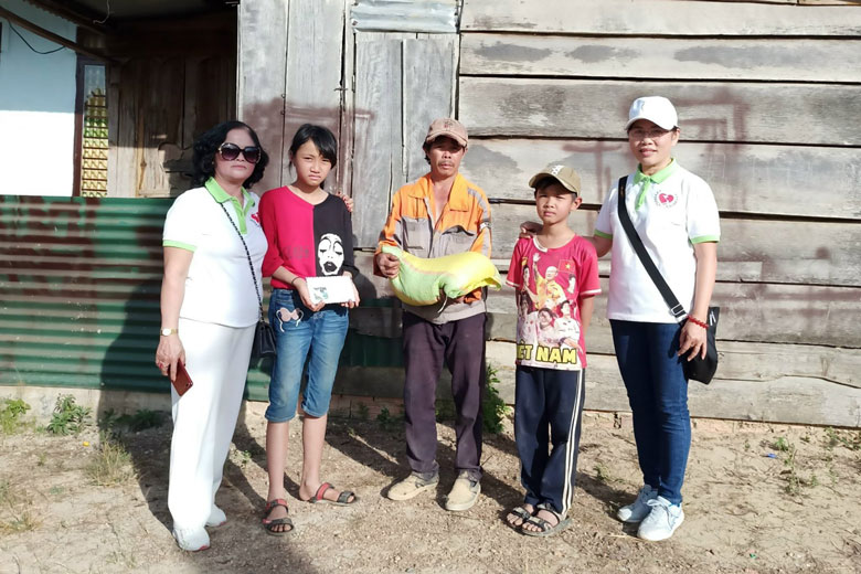 Nữ doanh nhân hết lòng với công việc thiện nguyện