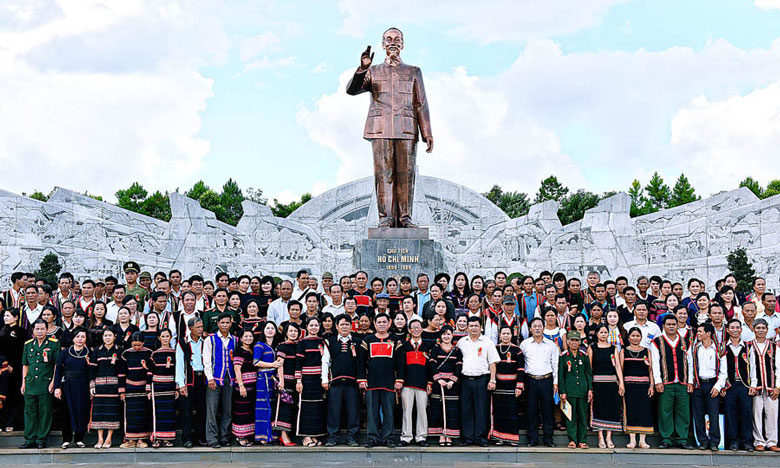 Những cáo buộc áp đặt và vô lý