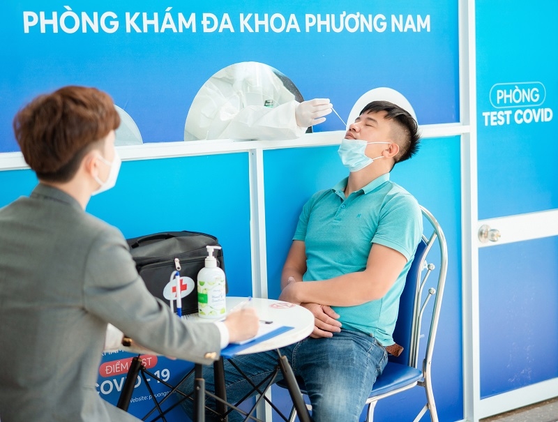 Phòng khám Đa khoa Phương Nam niêm yết giá Test nhanh Covid-19 chỉ 239.000 đồng/lần