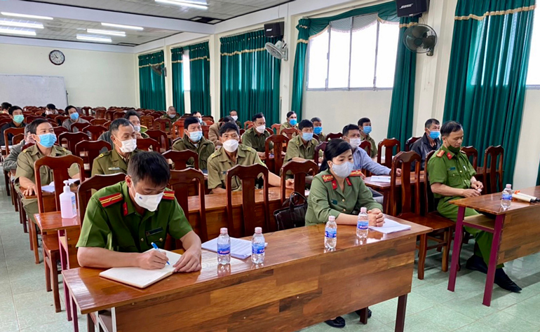 Tổ chức 11 lớp tập huấn cho lực lượng công an xã bán chuyên trách