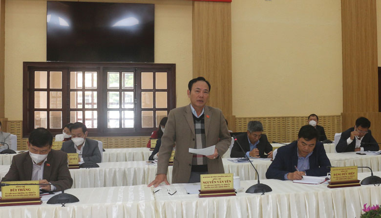 Đại biểu phát biểu ý kiến tại Hội nghị