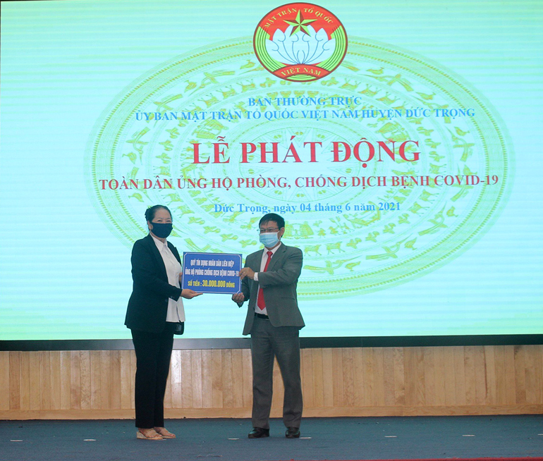 Quỹ Tín dụng Nhân dân Liên Hiệp tích cực ủng hộ công tác phòng chống dịch Covid-19