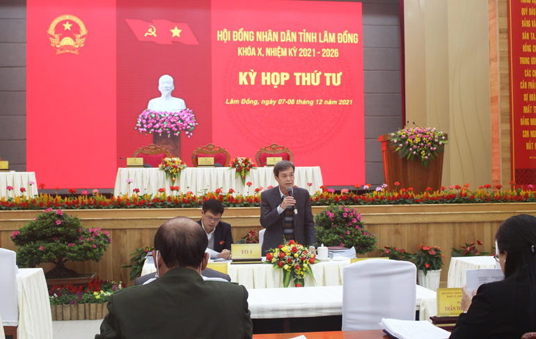Tập trung thảo luận về nhiệm vụ phát triển kinh tế - xã hội năm 2022