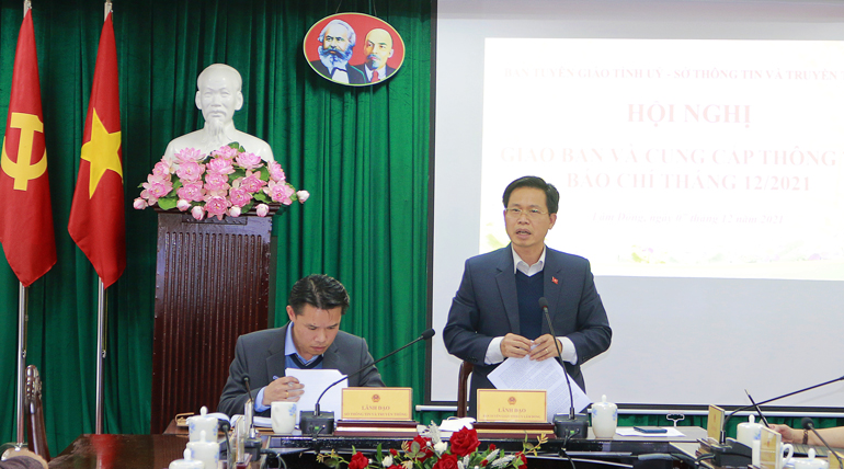 Hội nghị giao ban báo chí tháng 12 năm 2021