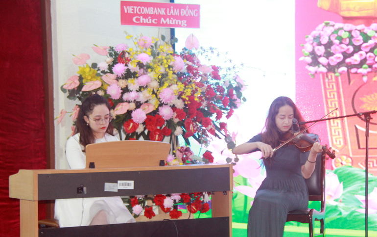 Tiết mục giao lưu của đoàn viên Vietcombank
