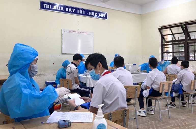 Rà soát, lập danh sách, tổ chức tiêm ngay cho các trường hợp chưa tiêm vắc xin phòng Covid-19